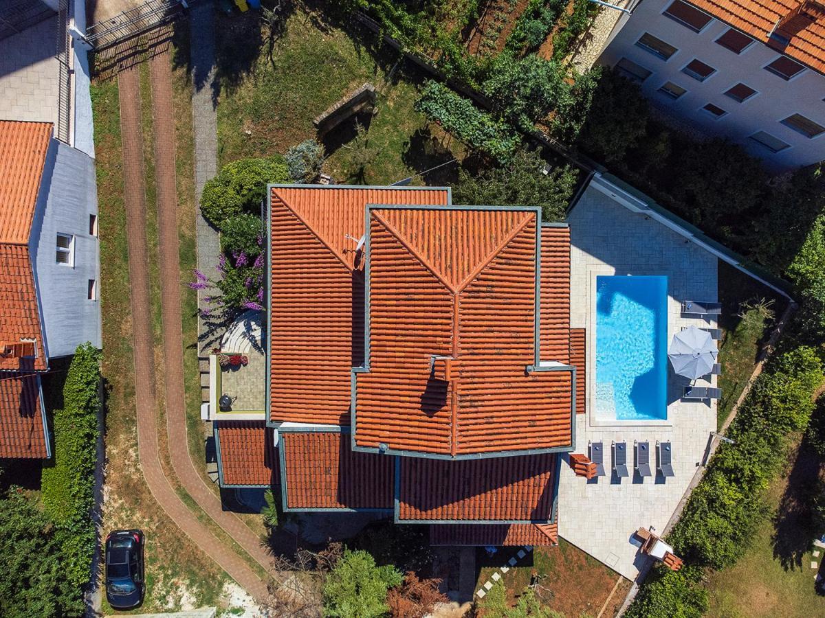 Big Swimming Pool Apartment Monvidal Pula Luaran gambar